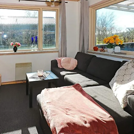 6 Person In Hadsund Casa de Férias Nørre Hurup